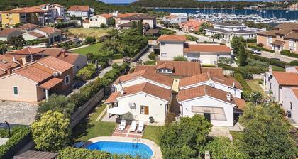 Charmante Finca nur 500 Meter bis zur kristallklaren Adria