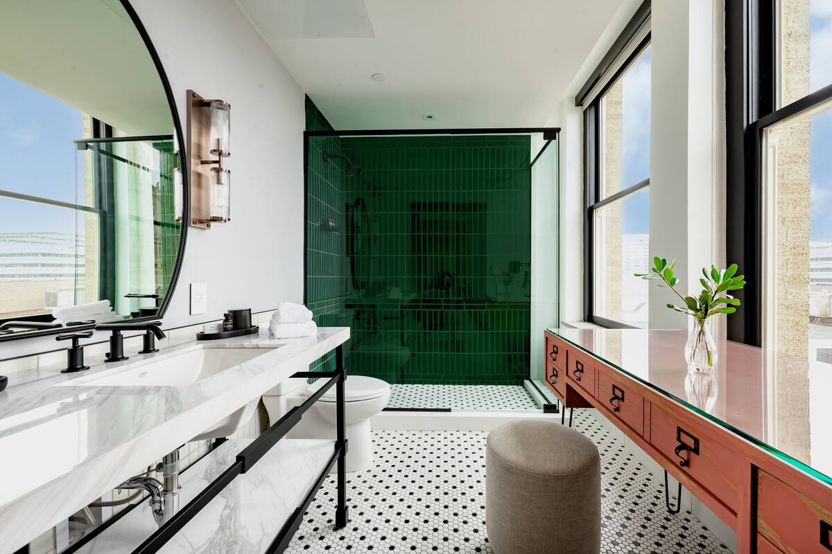 studio, 1 king bed, corner | 1 bedroom, minibar, in-room safe, individually decorated