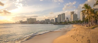 Stay on the beach! June Special 350 per week Savings! Normal Rate 299-night