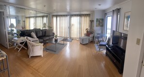 تلفزيون ذكي