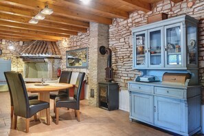 Dining - Charming stone villa with private pool (Režanci)