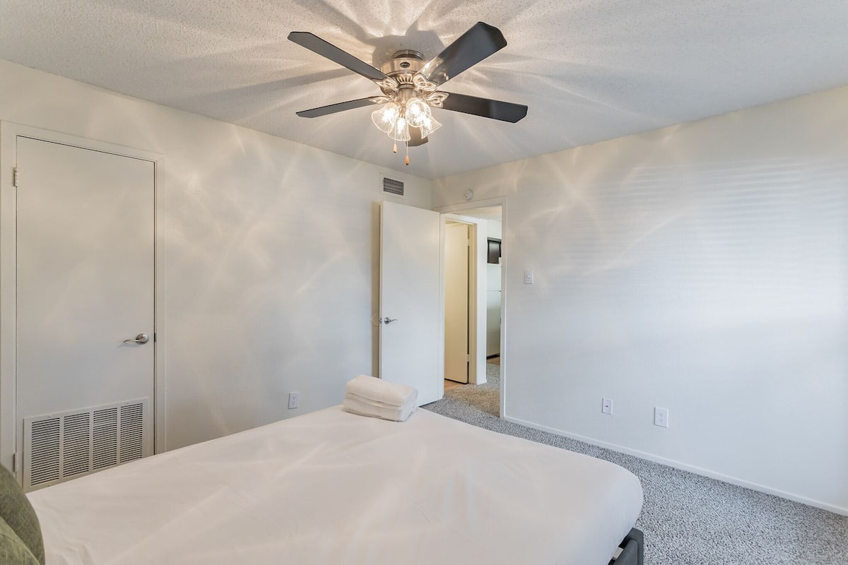 Premium Apartment, 1 Bedroom | 2 bedrooms, premium bedding, individually decorated