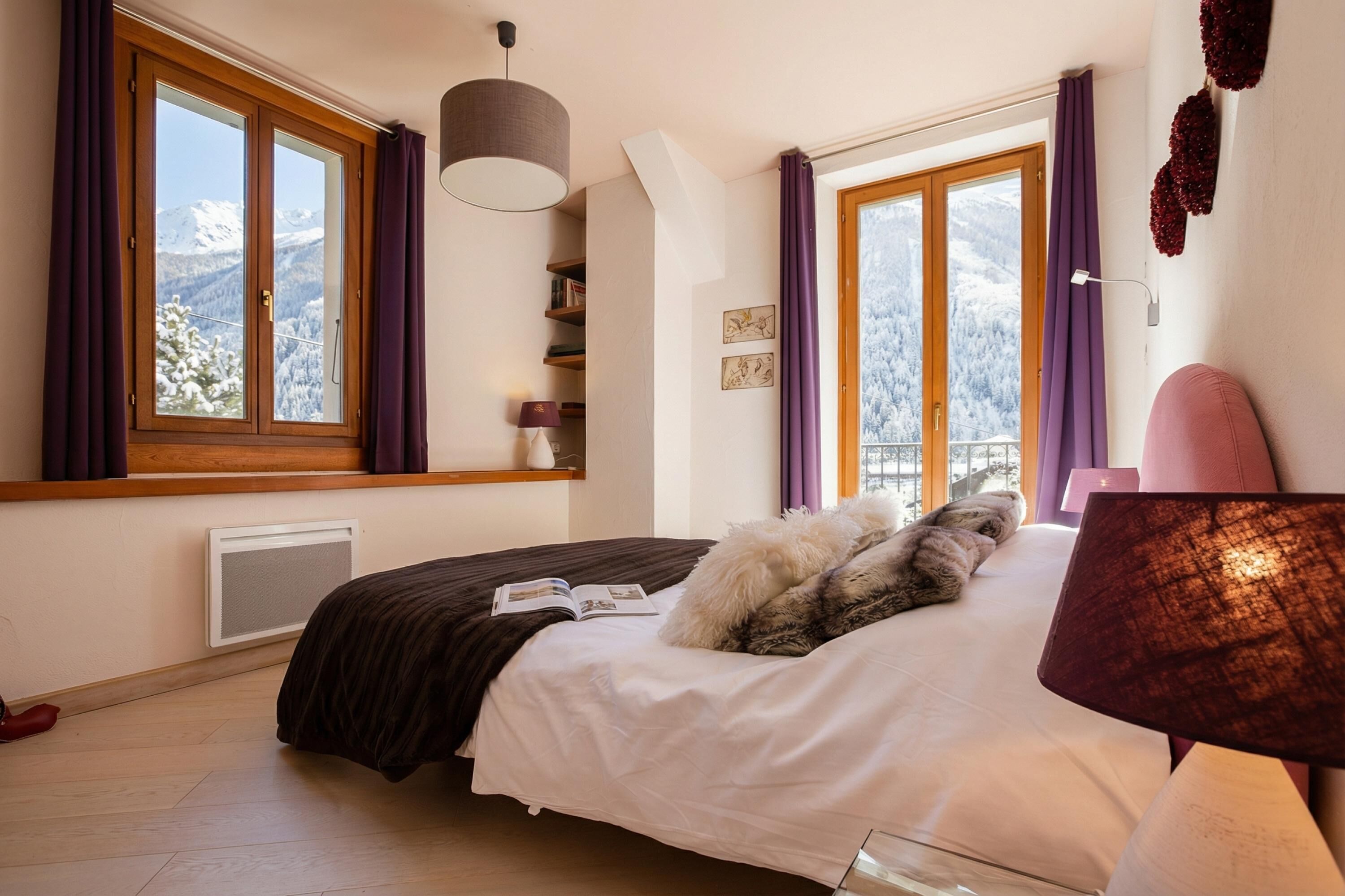 3 slaapkamers, een strijkplank/strijkijzer, gratis wifi, beddengoed