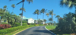 Property grounds - Corner unit directly on golf course with ocean peak in Ocean Village (Fort Pierce)