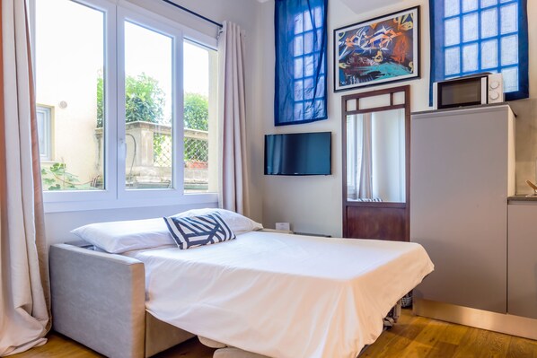 Suite Studio Exclusive