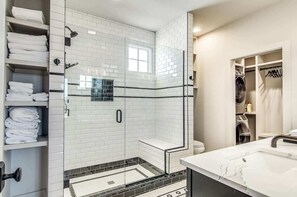 Een douche, een haardroger