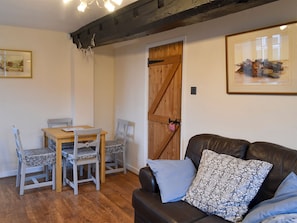 Interior - 2 bedroom accommodation in Old Blidworth, near Ravenshead (Old Blidworth, near Ravenshead)