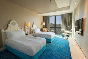 Premium-sengetøj, minibar, pengeskab på værelset, skrivebord