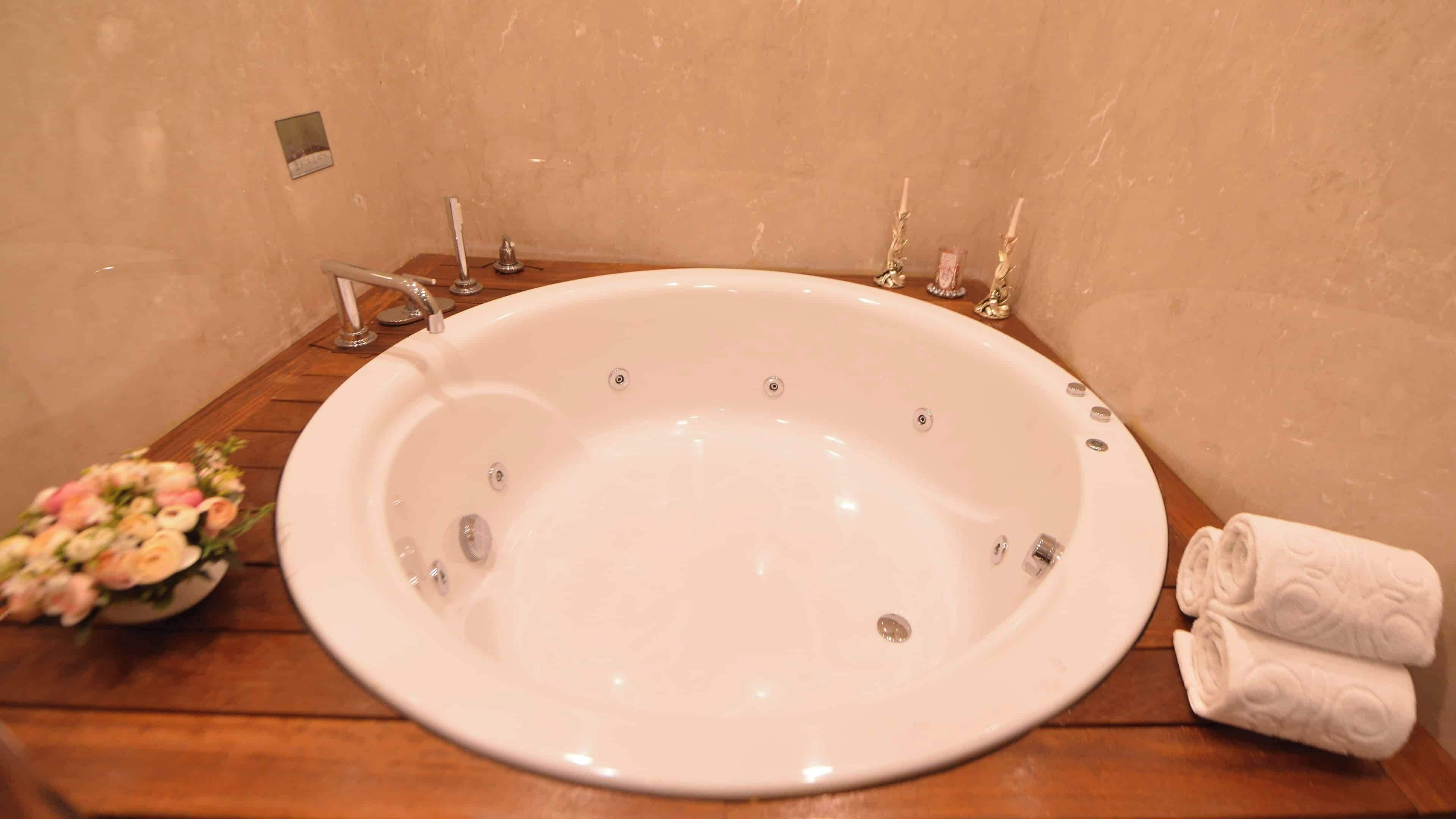 free toiletries, hair dryer, slippers, bidet