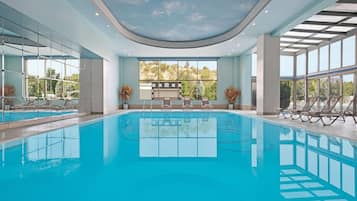 Salas de tratamientos para parejas, sauna, bañera de hidromasaje