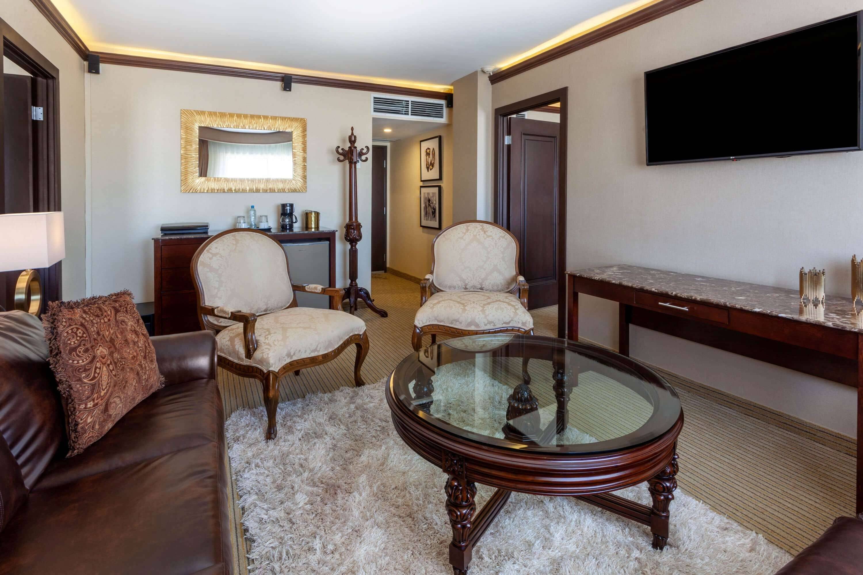 superior suite, 2 bedrooms, non smoking (master) | premium bedding, minibar, in-room safe, desk