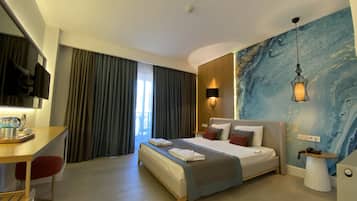 Habitación estándar | Espacio para trabajar con laptop, cortinas blackout y cunas gratuitas