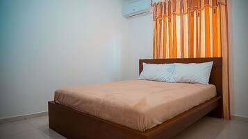 3 habitaciones, tabla de planchar con plancha y wifi gratis