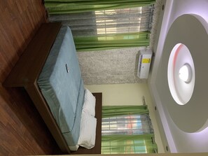 3 habitaciones, tabla de planchar con plancha y wifi gratis