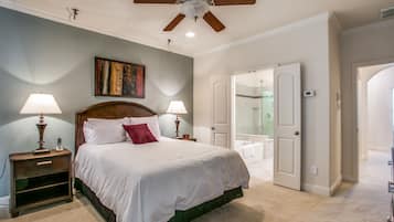 Family Townhome | 3 bedrooms, desk, laptop workspace, free WiFi