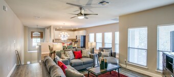 Beautifully furnished 3 bedroom Frisco