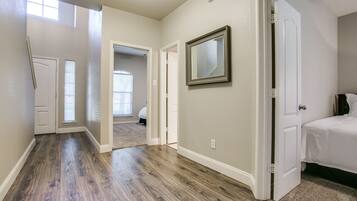 3 bedrooms, individually decorated, individually furnished, free WiFi