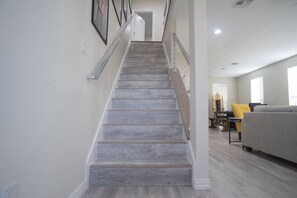 Interior - 4BR ModernHome w/ Pool & Jacuzzi (Dallas)