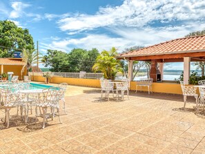 Outdoor pool - Pousada Recanto das Águas (Fama)