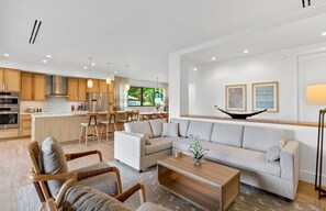 Smart TV, fireplace, stereo, offices