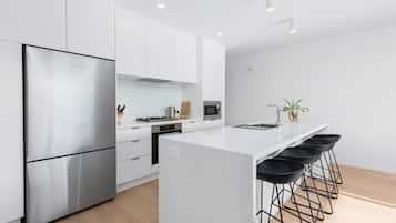 Premium Apartment, 2 Bedrooms, Balcony | Private kitchen | Full-size fridge, microwave, oven, stovetop