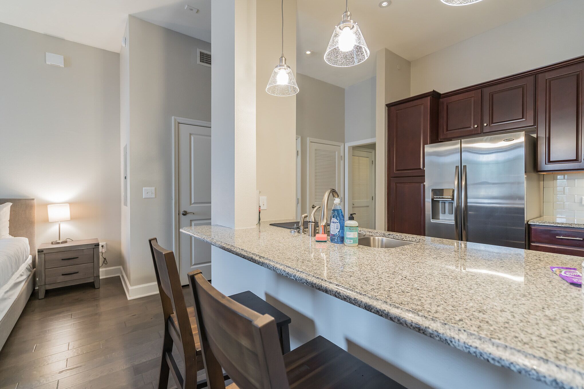 Estudio | Servicio a la habitación