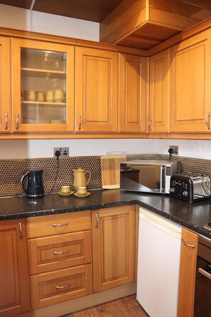 Comfort House, Private Bathroom | Private kitchen - The Nook (Northampton)