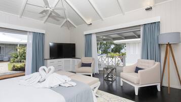 4 bedrooms, premium bedding, in-room safe, individually decorated