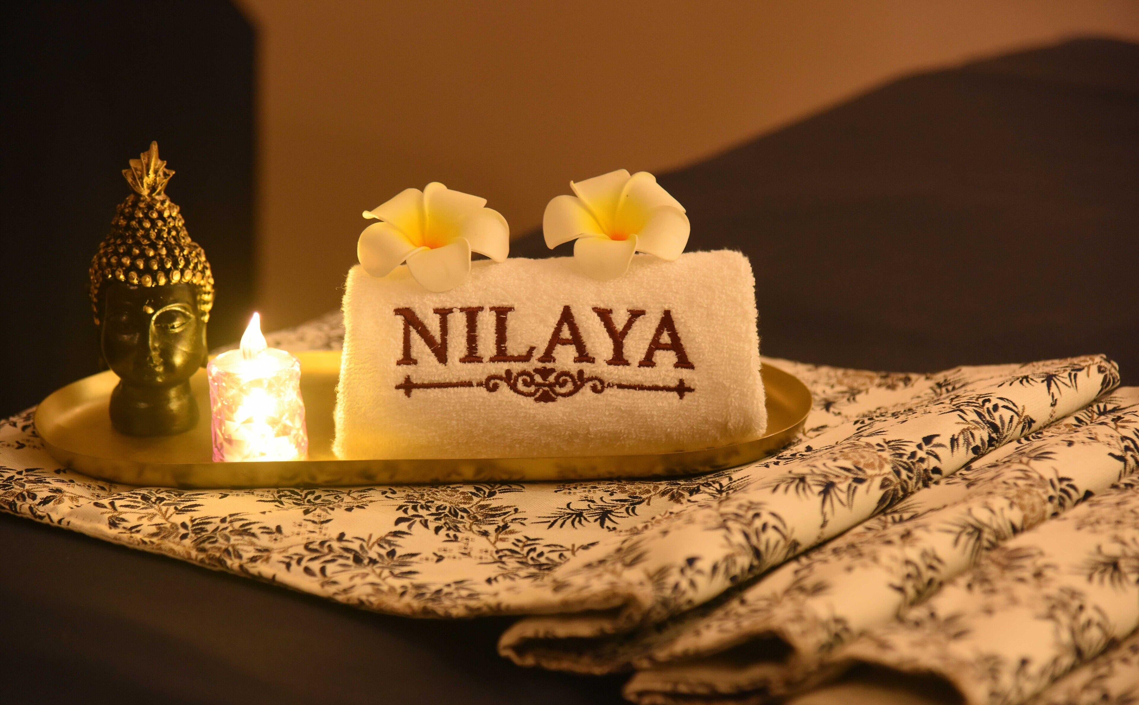 couples treatment room(s), body treatments, aromatherapy