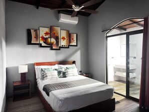 2 bedrooms, desk, free WiFi, bed sheets