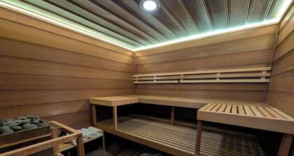Cozy Private Suite w/ Fireplace, Indoor Sauna & Deck. Close to everything!