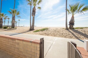 Beach nearby, beach towels