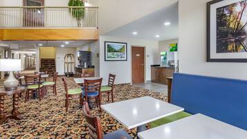 Desayuno continental incluido todos los días