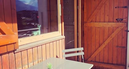 Fully renovated studio cabin for 2-4 people in Tignes le lac