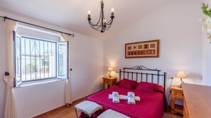 4 bedrooms, iron/ironing board, travel cot, WiFi