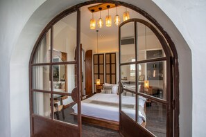 9 bedrooms, iron/ironing board