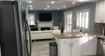 Luxury home amazing location. 8 mins from strip and all major attractions.