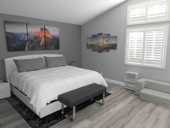 4 bedrooms, travel cot, WiFi, bed sheets