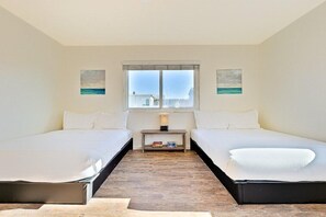 4 bedrooms, WiFi, bed sheets