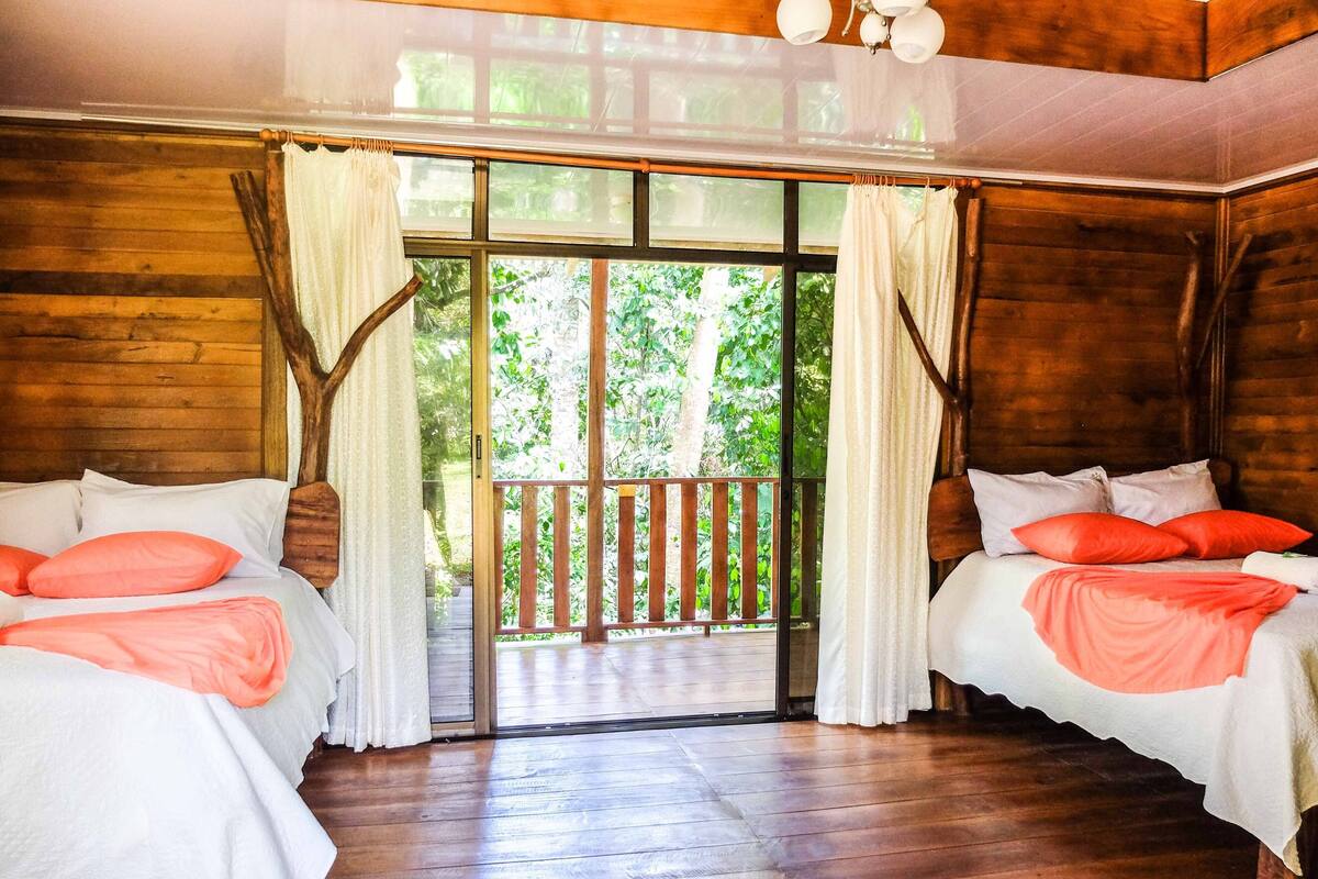 Deluxe Cabin, 2 Double Beds, River View