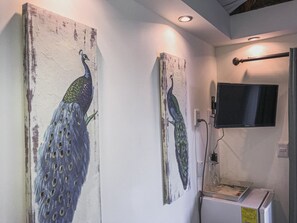 客房內保險箱、遮光布/窗簾、床單