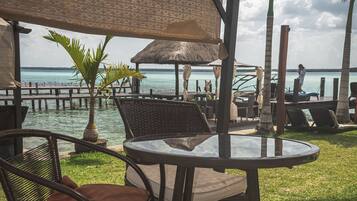 Bar (en la propiedad)