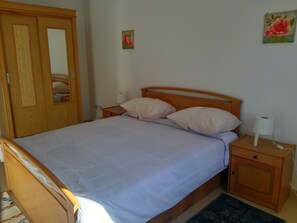 2 soveværelser, strygejern/strygebræt, Wi-Fi