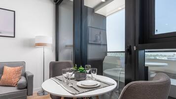 Appartement Standard | Restauration dans la chambre