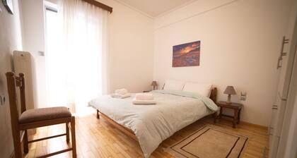 Spiri's House-Deluxe Apartment in Kalabaka-Meteora