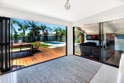 Malibu Palms - Echuca Holiday Homes