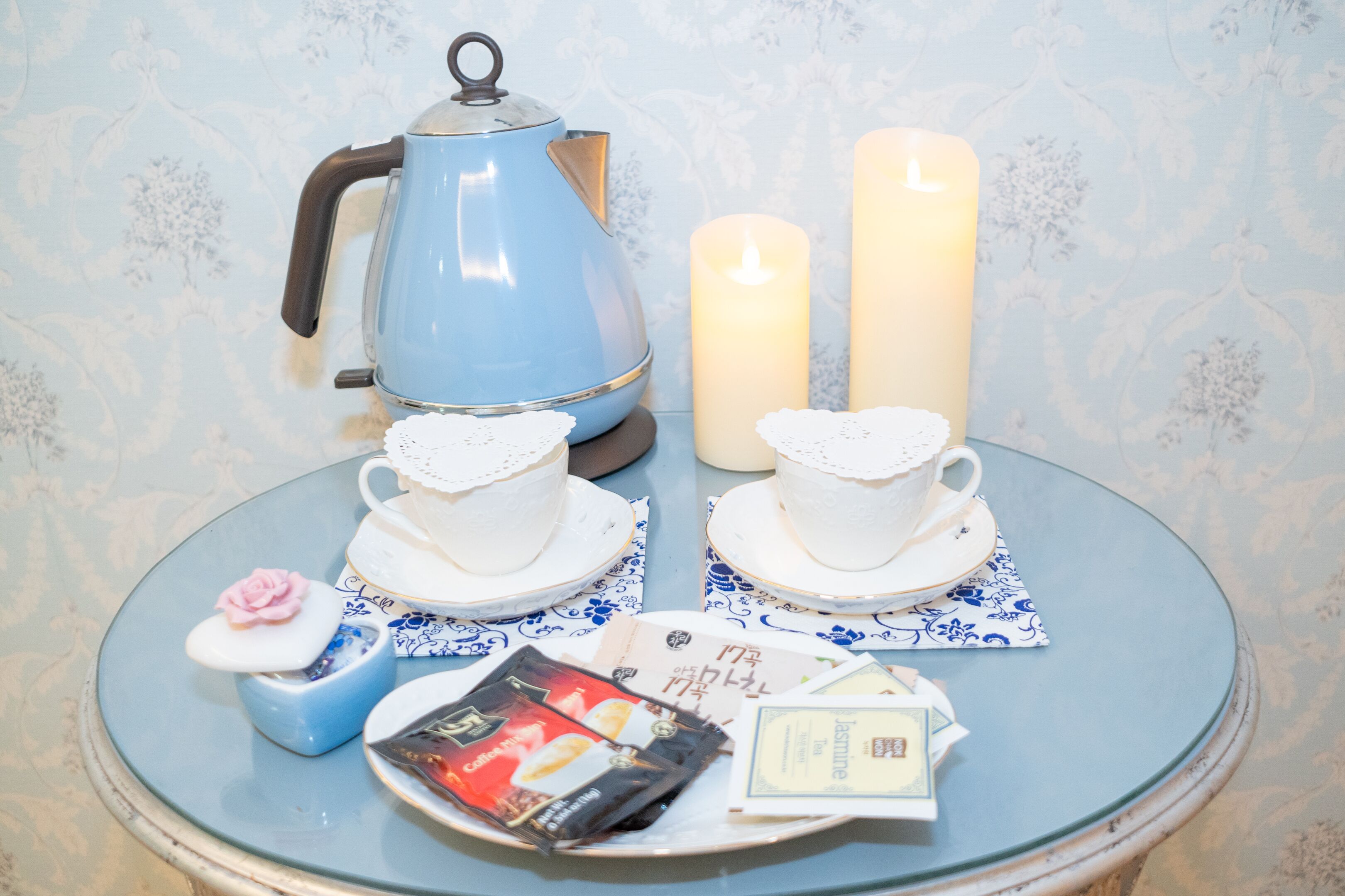 room (french style) | room amenity