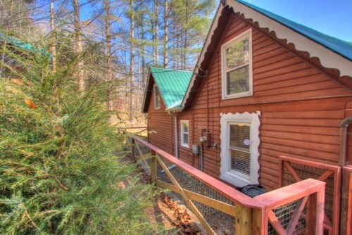 PETS /APP st/hottub/firepit/creek front/fishing