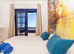 2 bedrooms, internet, bed sheets