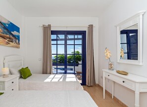 2 bedrooms, iron/ironing board, Internet, bed sheets